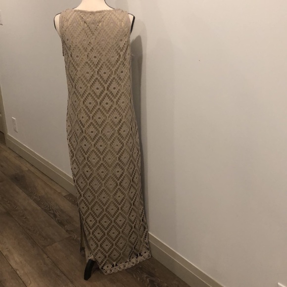 Chico gold maxi macramé dress zip side  sleeveless SZ 2 side slit Vintage gown - Picture 6 of 9